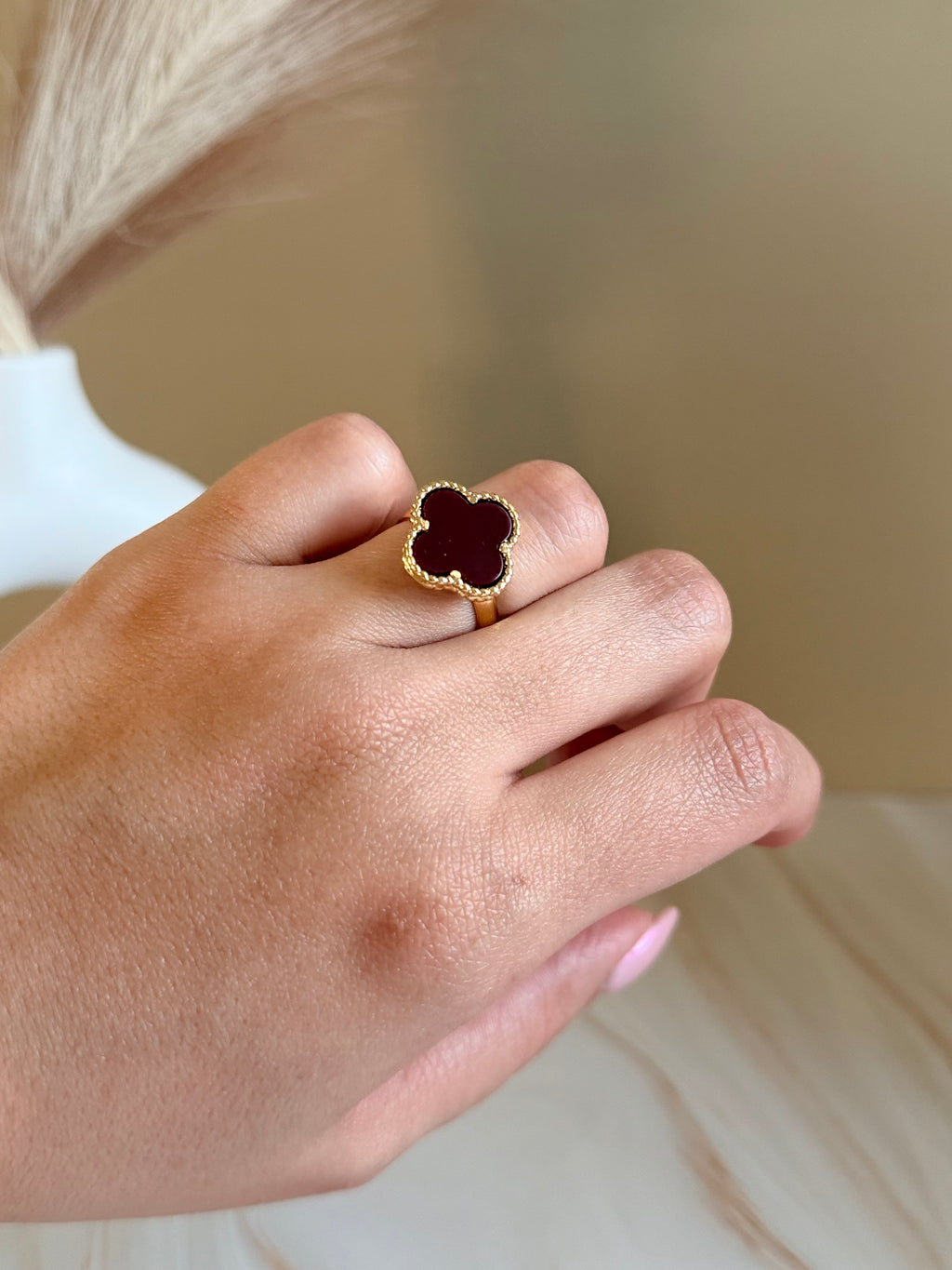 Clover Statement Ring