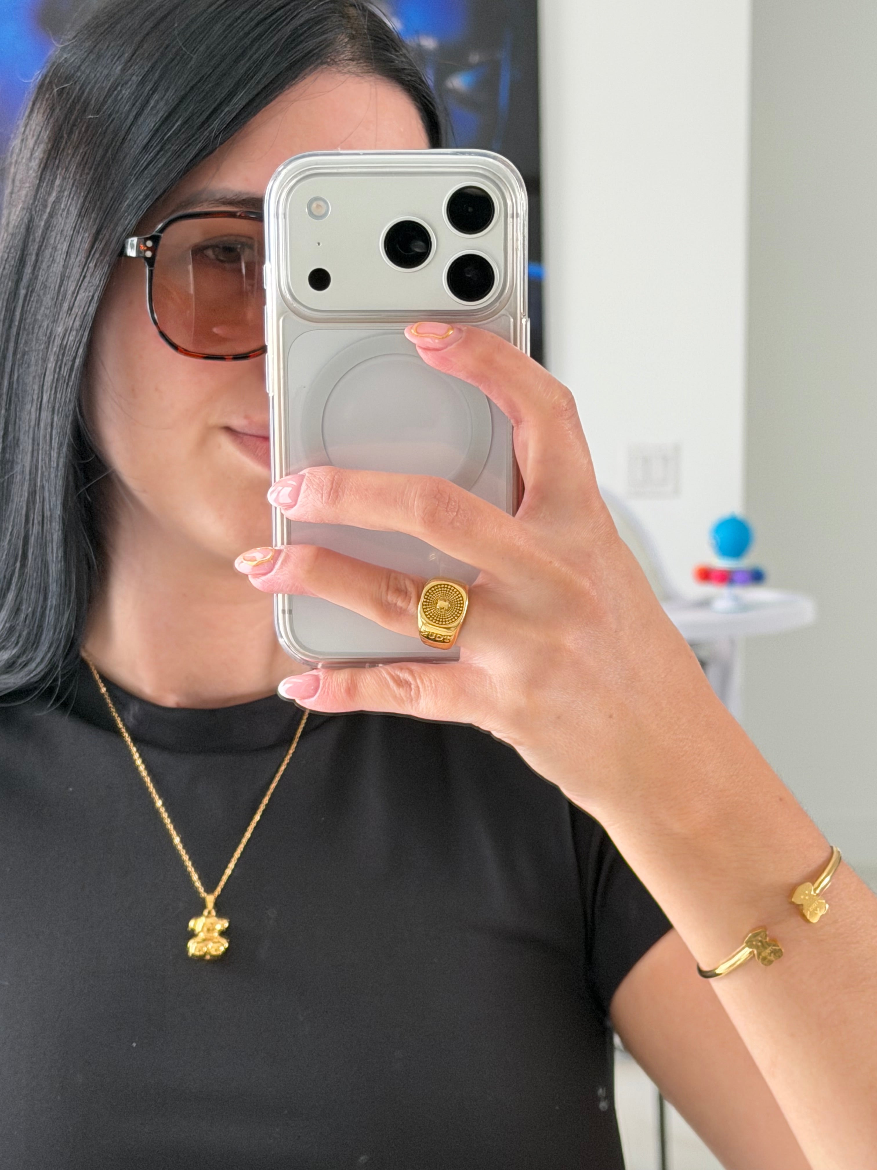 Golden T🐻us Ring