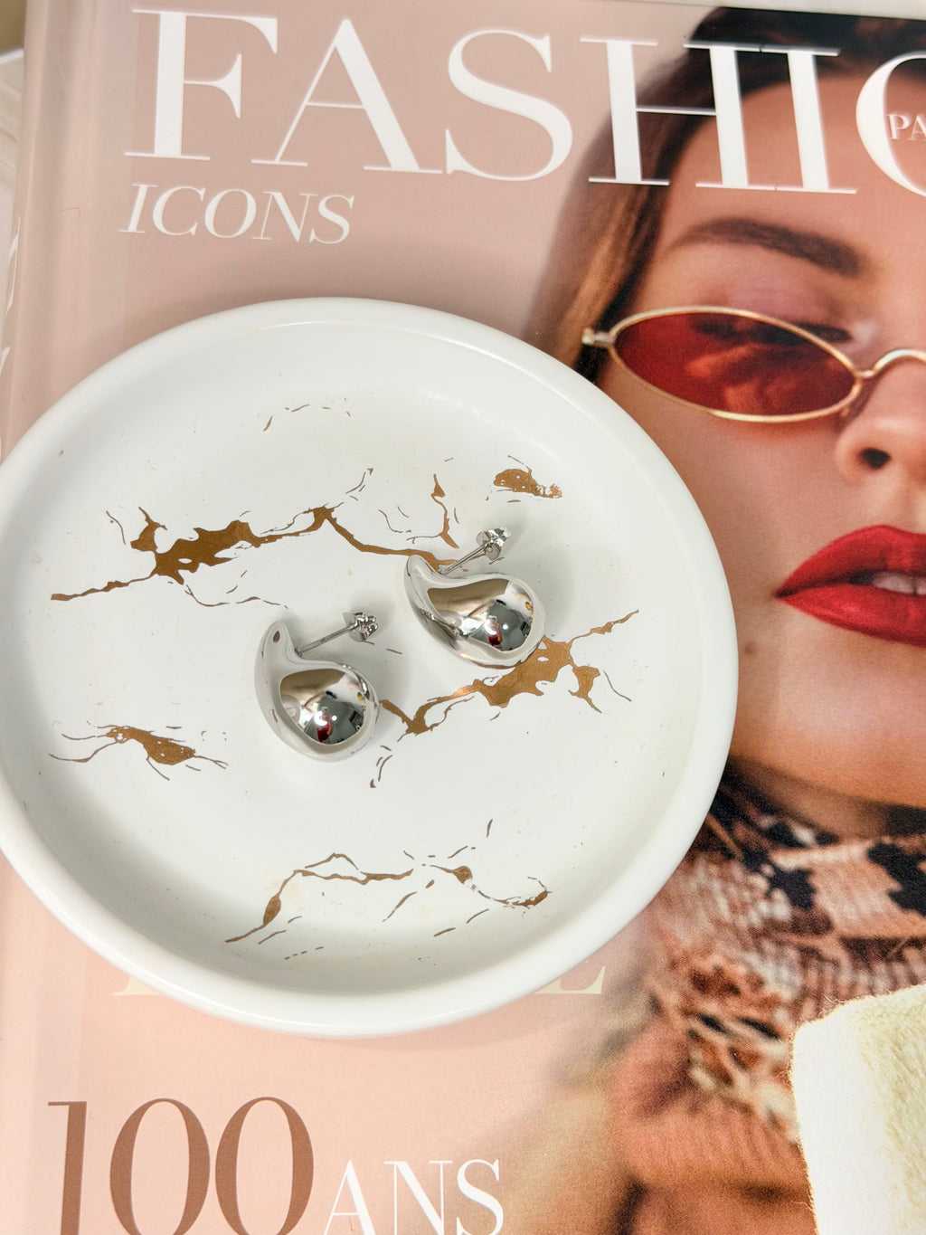 Aura Studs