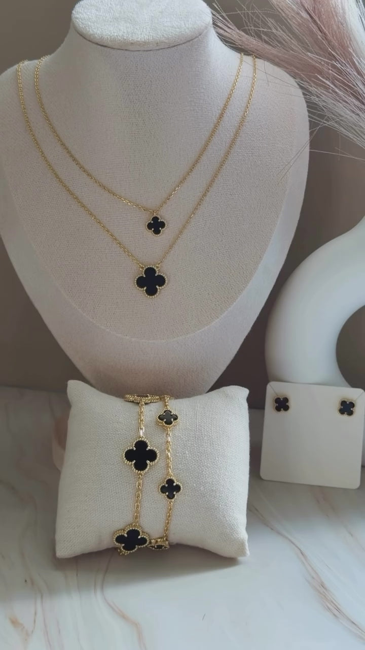 Mini Clover Pendant